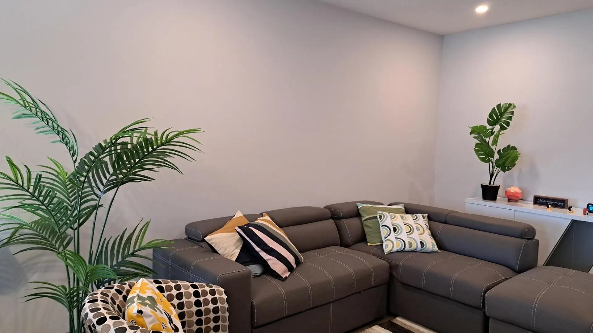 Homestay Beautiful And Cozy Room Calgary