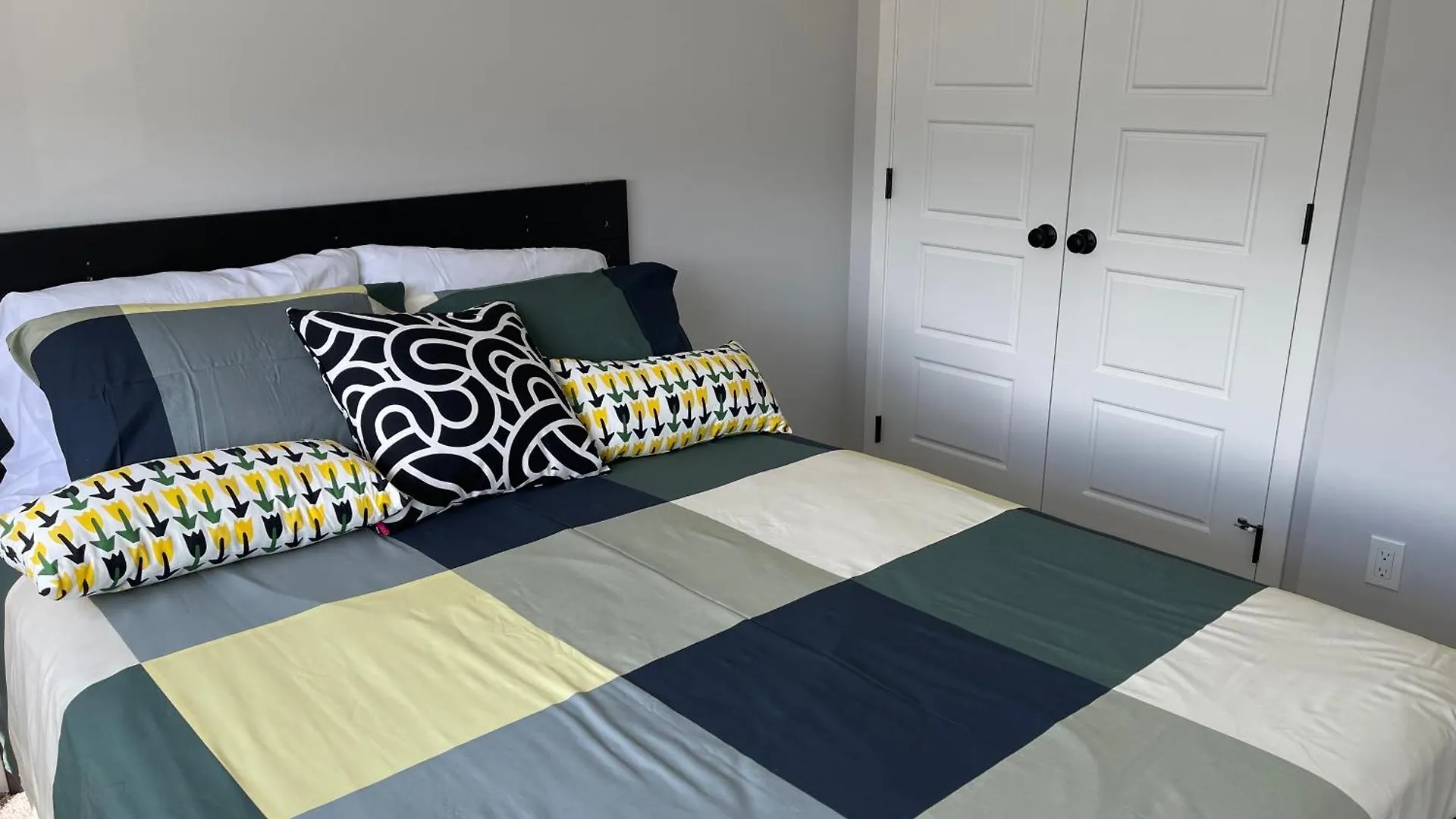 Beautiful And Cozy Room Calgary 0*,  Canada