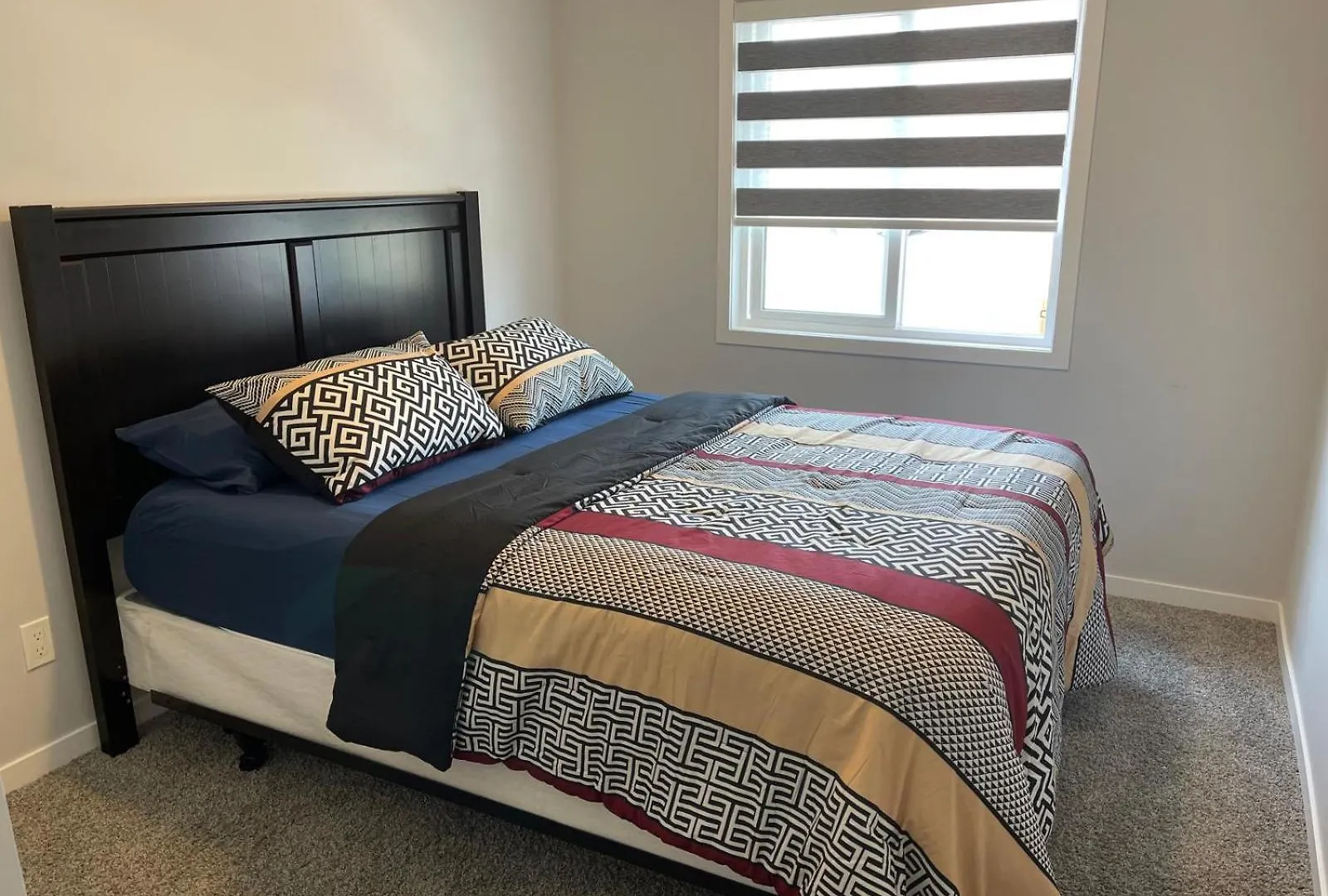 Beautiful And Cozy Room Calgary Homestay